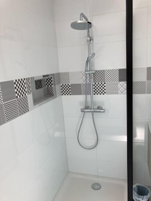 Le Gite Marie-Galante : Belle Maison D'Hotes Avec Acces Piscine En Ete Lanmeur Eksteriør billede